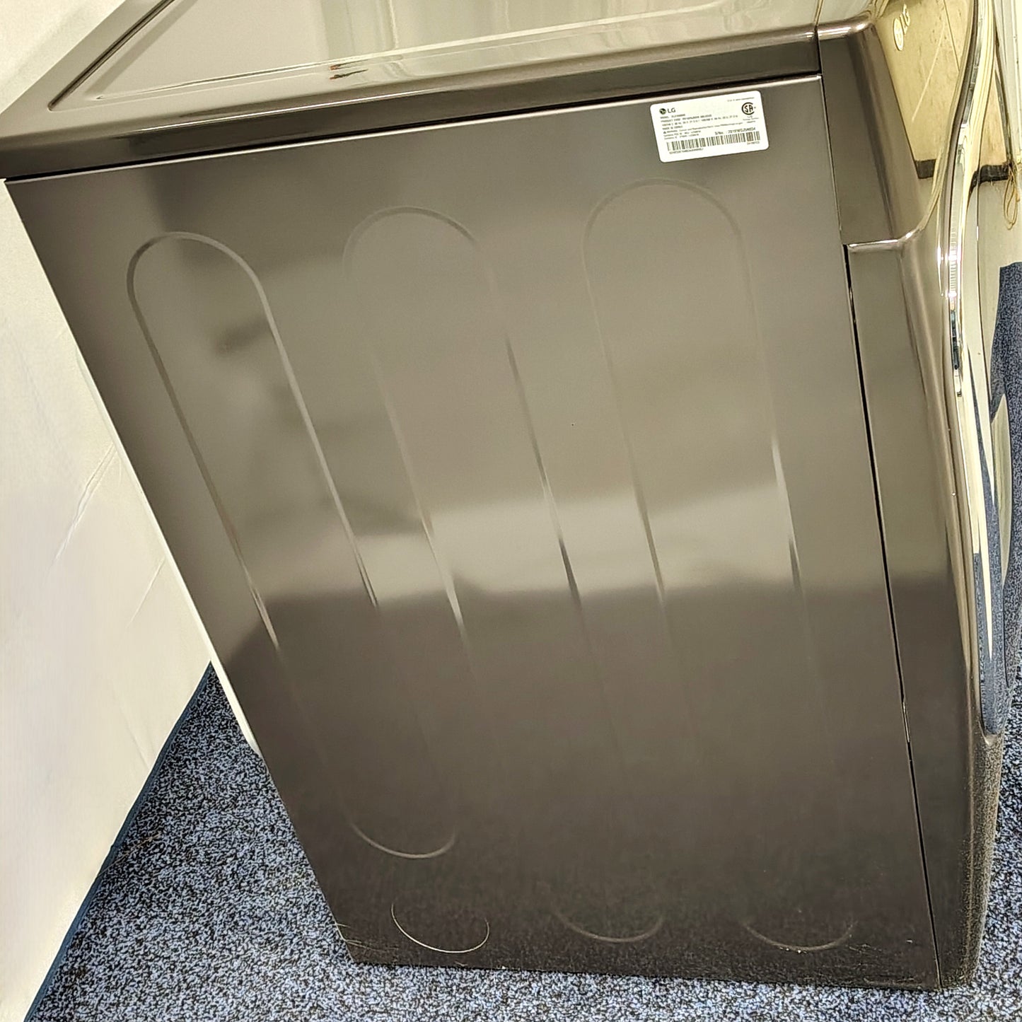 LG 9.0 cu. ft. Vented SMART Stackable Electric Dryer in Black Steel with TurboSteam and Sensor Dry Technology DLEX8900B
