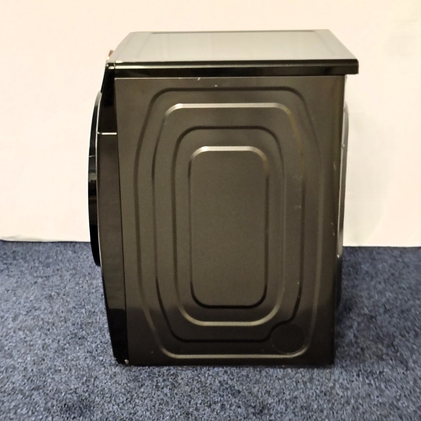Samsung 7.5 cu. ft. Vented Smart Electric Dryer in Brushed Black with Steam Sanitize+ and Sensor Dry DVE50BG8300V