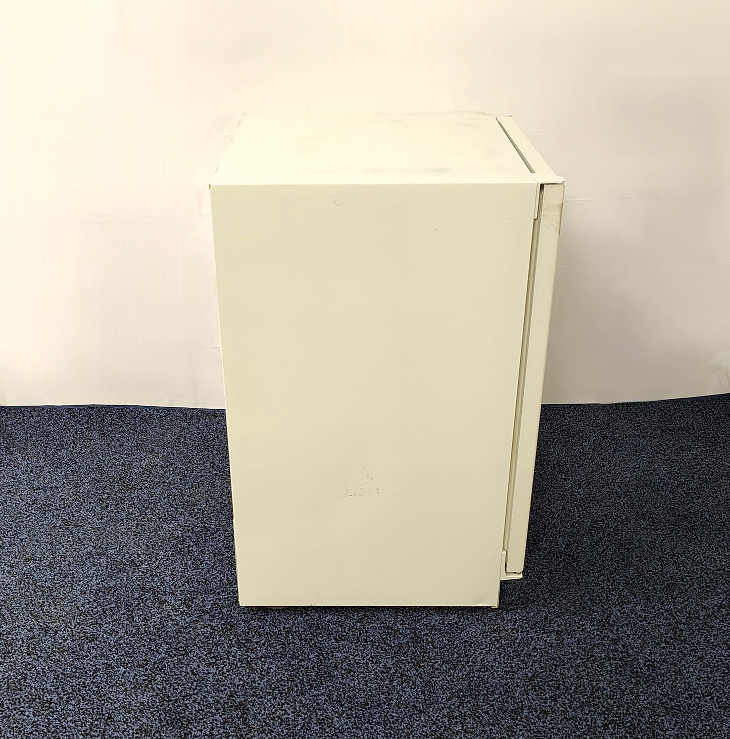 Intertek 24 in Beverage Cooler FM24S