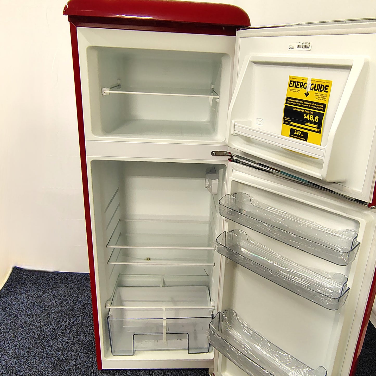 Galanz 22 in. 7.6 cu. ft. Retro Top Freezer Refrigerator, Hot Rod Red, Energy Star GLRF76TMRDER2