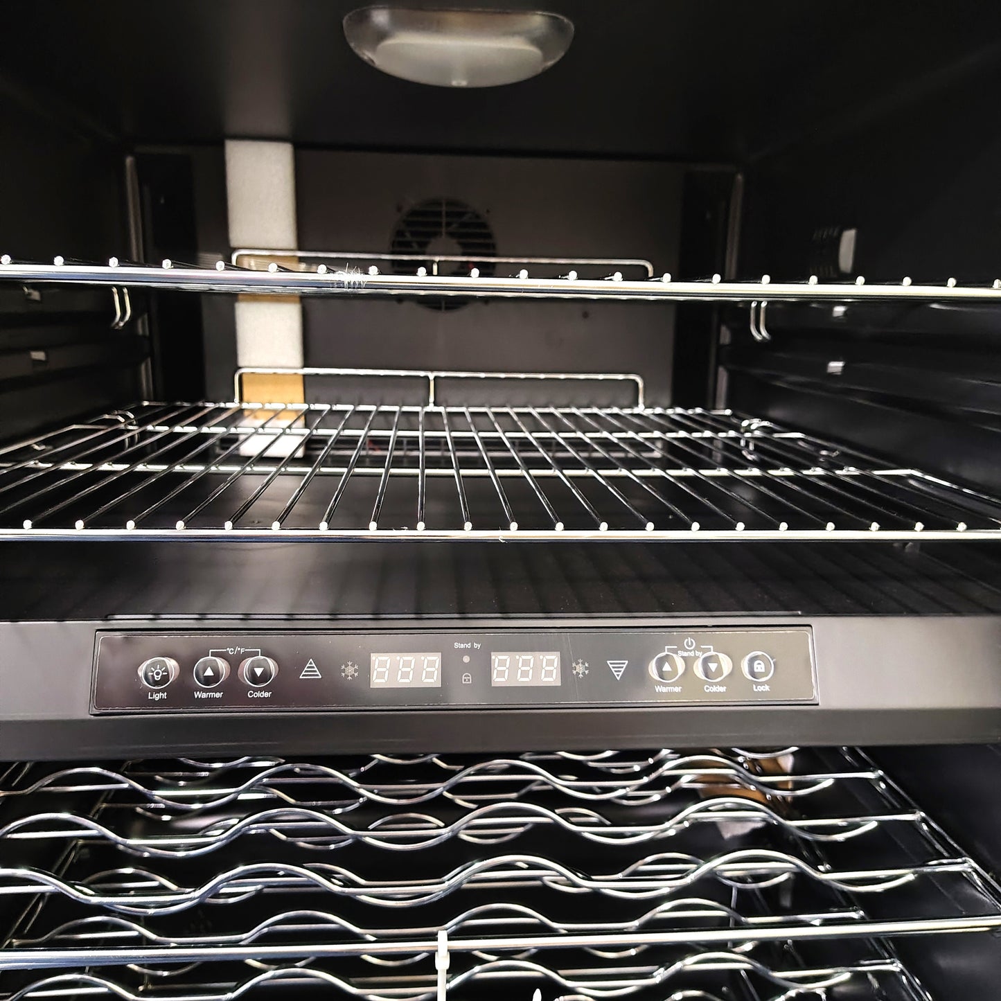 Magic Chef 44 Bottle Dual Zone Wine Cooler in Stainless Steel HMWC44DZ