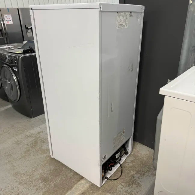 Danby Designer Series DUFM101A2WDD 24 Inch Upright Freezer with 10.1 Cu. Ft. Capacity 067638013918