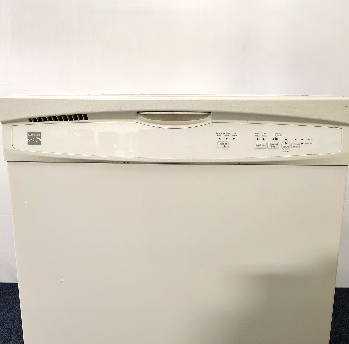 Used 24 in Kenmore Elite Dishwasher 66515112k211