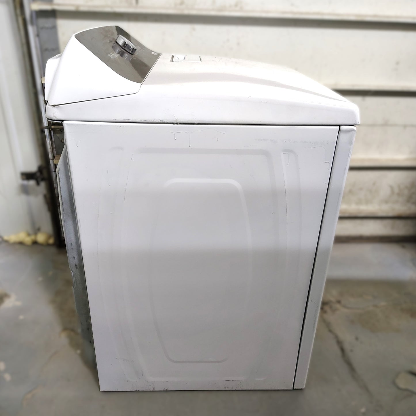 Whirlpool 7 cu. ft. Electric Dryer in White with Moisture Sensing WED5010LW1