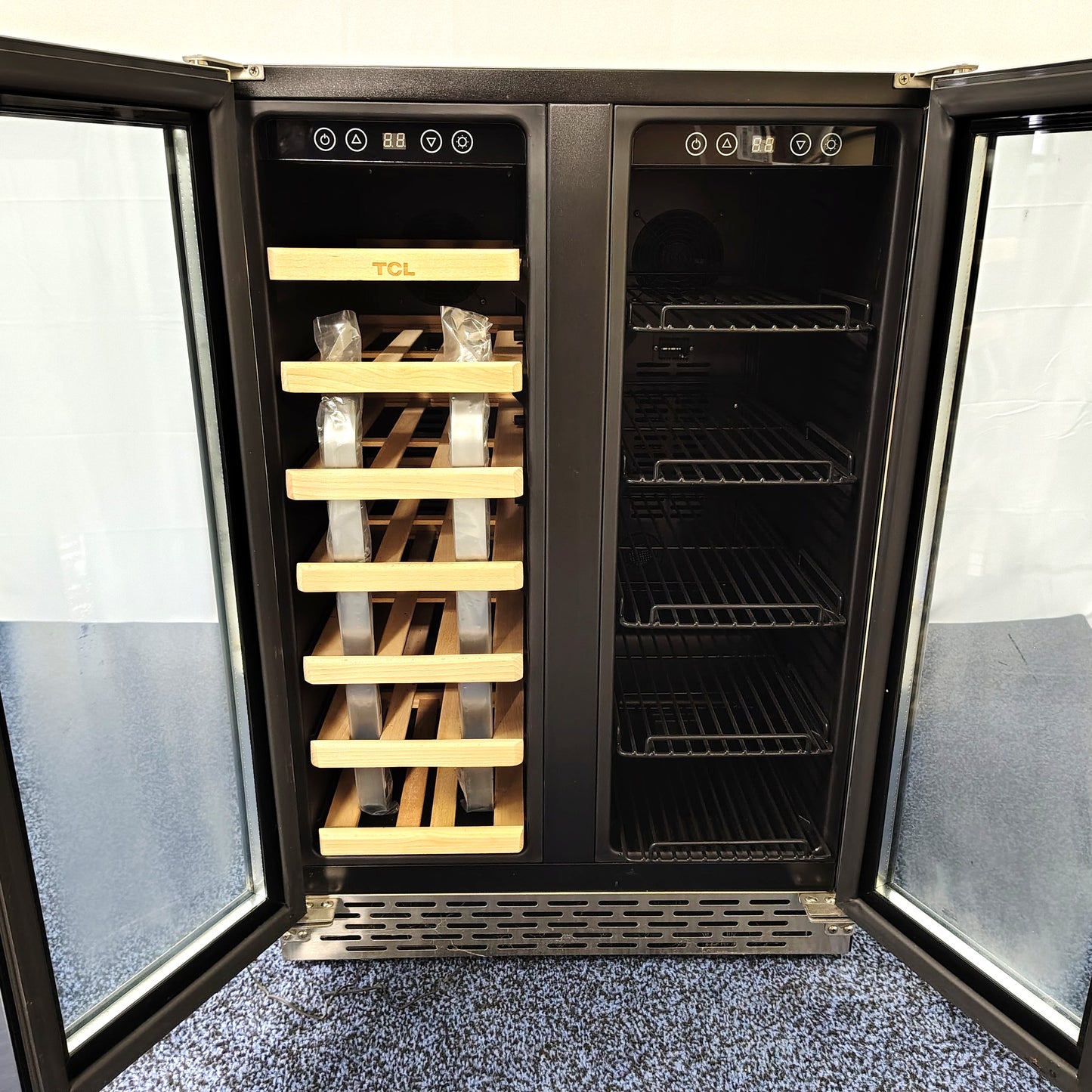 TCL 23.4-in W 20 -Bottles Stainless Steel Dual Zone Cooling Built-in/Freestanding Indoor Wine Cooler B422D