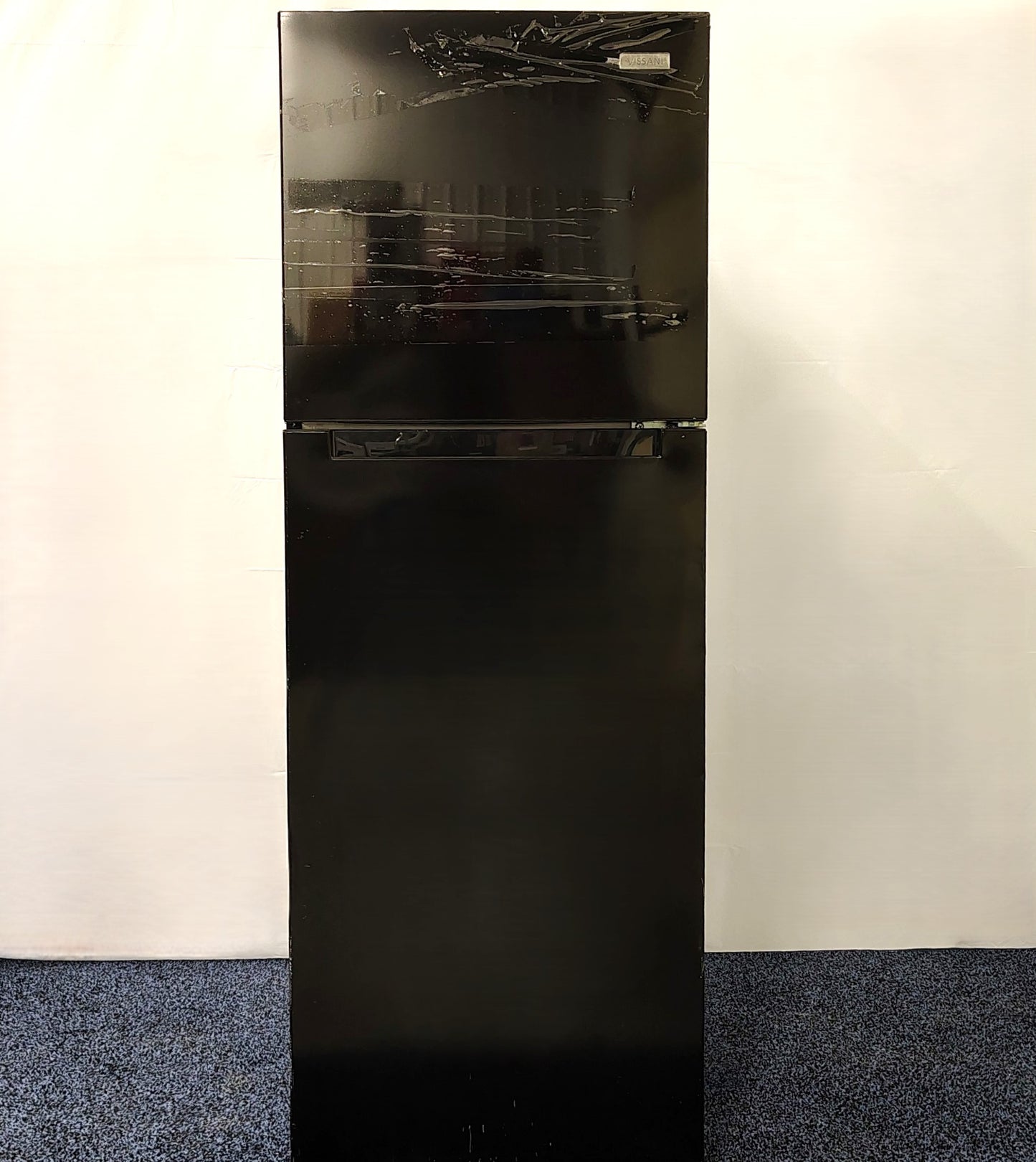 Vissani 10.1 cu. ft. Top Freezer Refrigerator in Black MDTF10BKES4