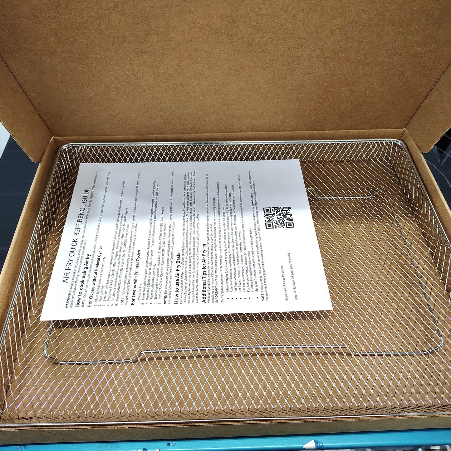 Whirlpool 30 in. 5-Burners Smart Slide-In Electric Range in Fingerprint Resistant Stainless Steel with No Preheat Air Fry WSES7530RZ0