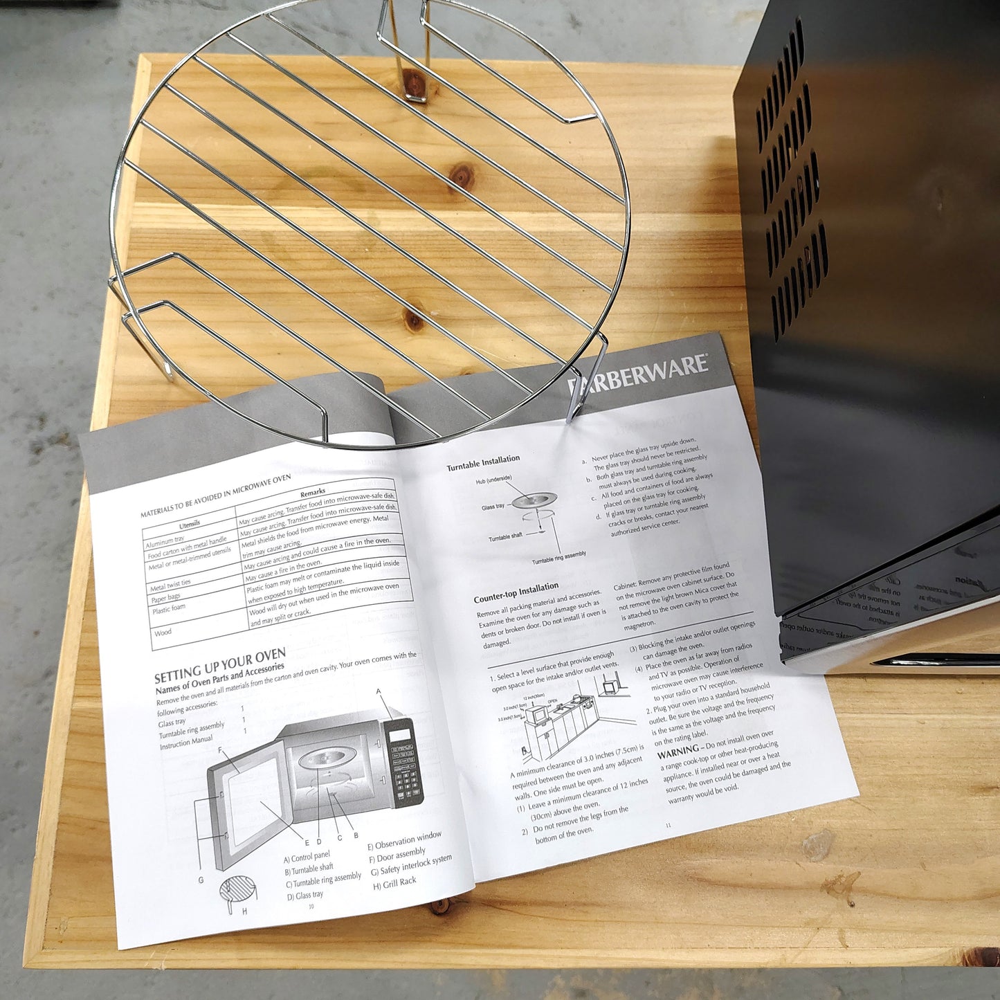 Farberware Professional 1000 Watt 1.2 cu. ft. Stainless Steel Countertop Microwave and Grill Oven FM12SSG