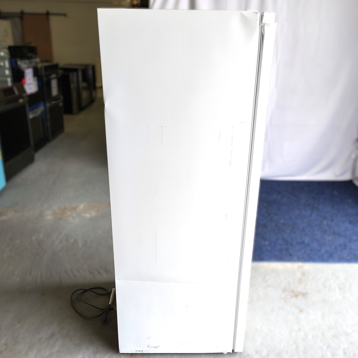 Frigidaire 7 Cu. Ft. Garage Ready Upright Freezer in White FFUE0725AW