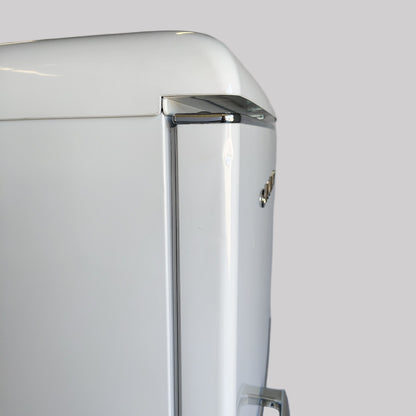 Galanz 10 cu. ft. Retro Frost-Free Top Freezer Refrigerator in White GLR10TWEEFR