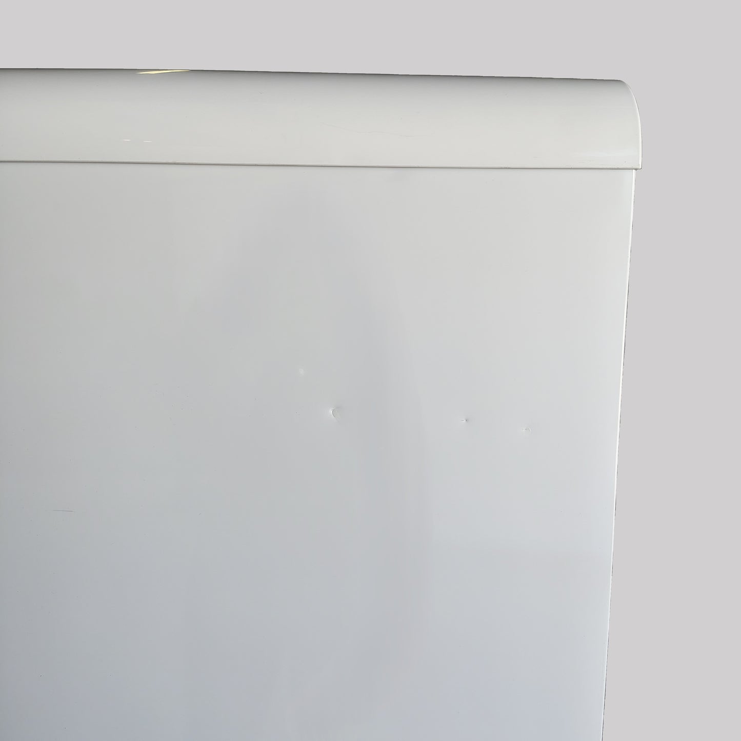 Galanz 10 cu. ft. Retro Frost-Free Top Freezer Refrigerator in White GLR10TWEEFR