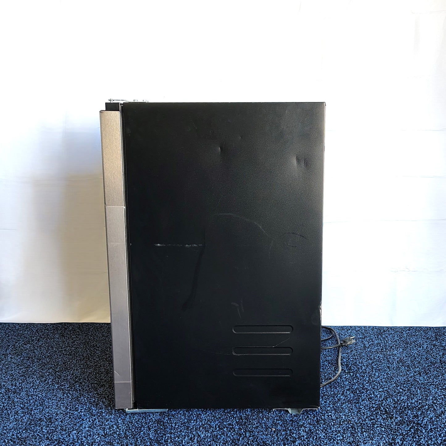 Vissani 4.3 cu ft Stainless Steel Mini Fridge HVAR43GSE
