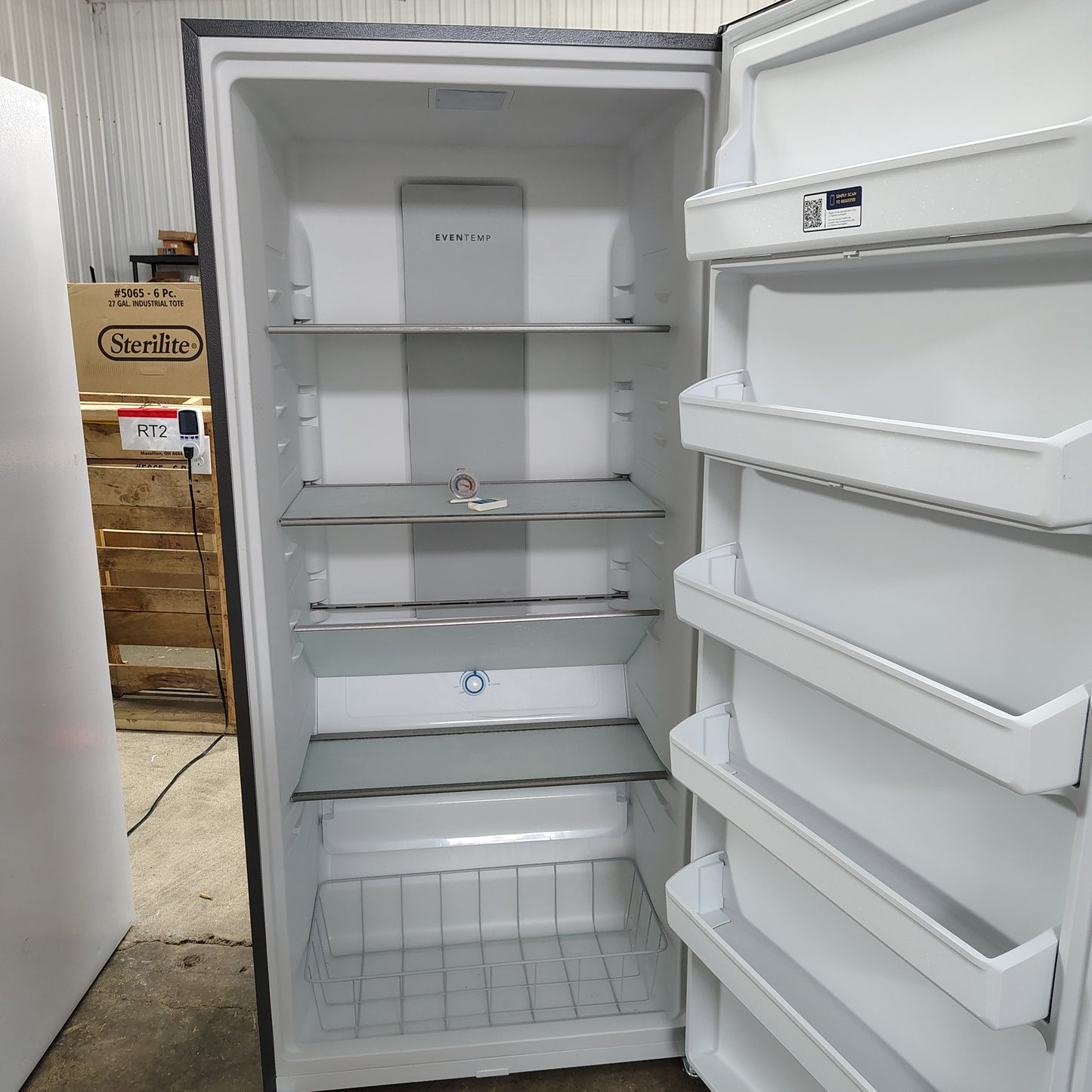Frigidaire 32.6 in. 20 cu. ft. Frost Free Defrost, Garage Ready Upright Freezer in Carbon FRUF2020AN