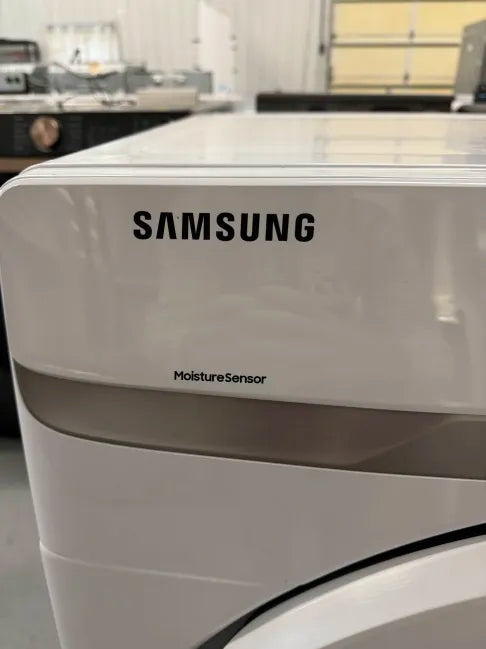 Samsung 7.5 cu. ft. Smart Electric Dryer with Steam Sanitize+ in White DVE45R6300W/A3