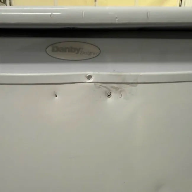 Danby Designer Series DUFM101A2WDD 24 Inch Upright Freezer with 10.1 Cu. Ft. Capacity 067638013918