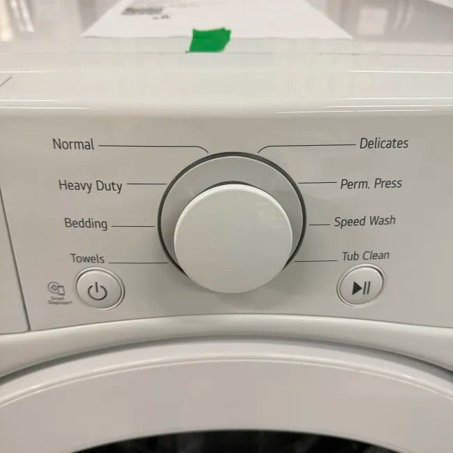 LG4.5 Cu. Ft. Stackable Front Load Washer in White with Coldwash Technology WM3400CW