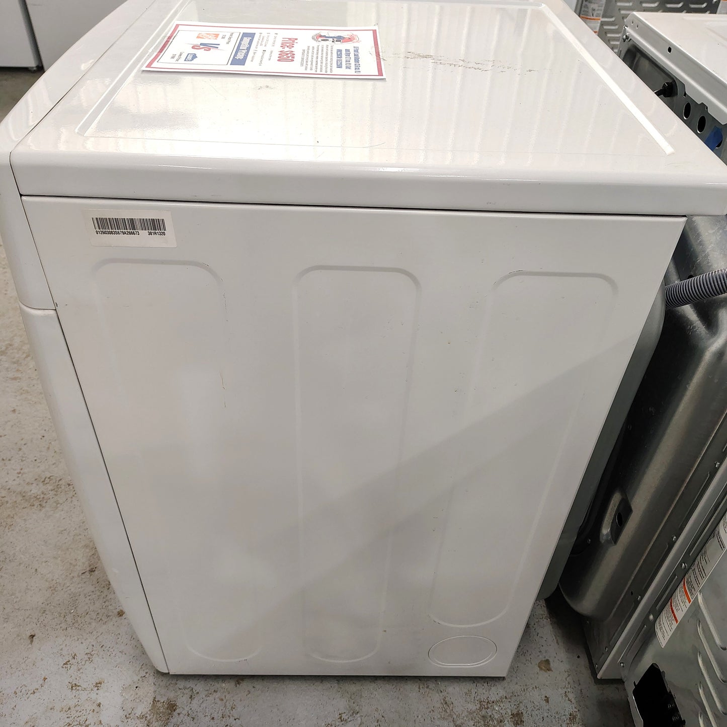 LG Extra Large Capacity Front Load Washer (3.6 cu. ft.) and Dryer (7.1 cu. ft.) - WM2250CW; DLE2250W