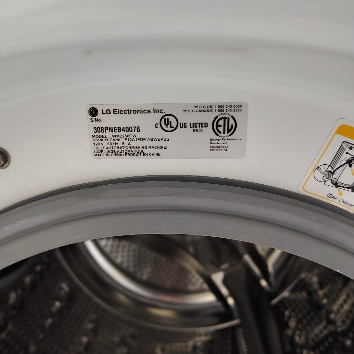 LG Extra Large Capacity Front Load Washer (3.6 cu. ft.) and Dryer (7.1 cu. ft.) - WM2250CW; DLE2250W