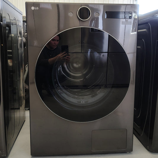 LG 7.8 cu. ft. Dual Invert Heat Pump Ventless Electric Dryer with DirectDrive Motor, AI Sensor Dry in Black Stainless Steel DLHC5502B
