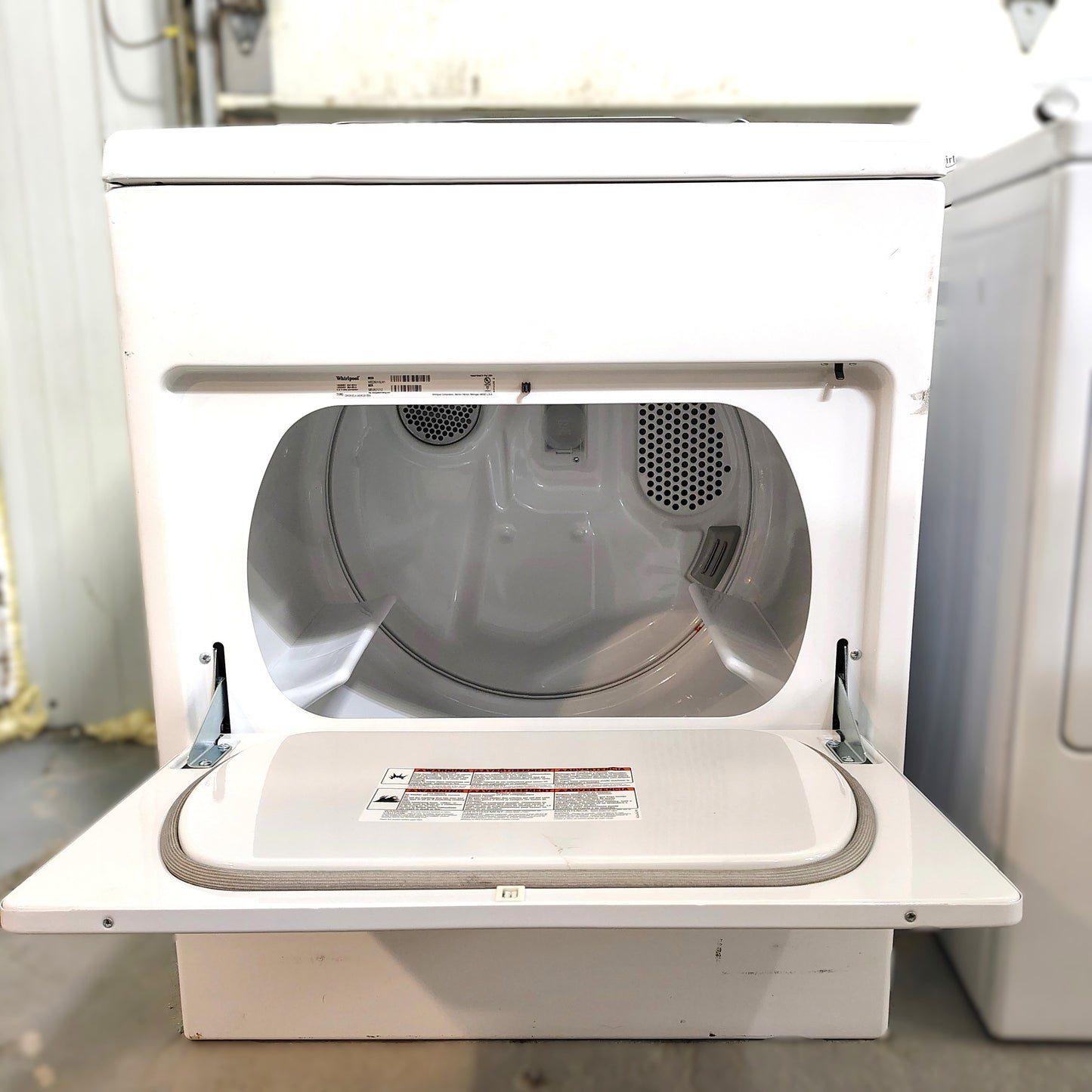Whirlpool 7 cu. ft. Electric Dryer in White with Moisture Sensing WED5010LW1
