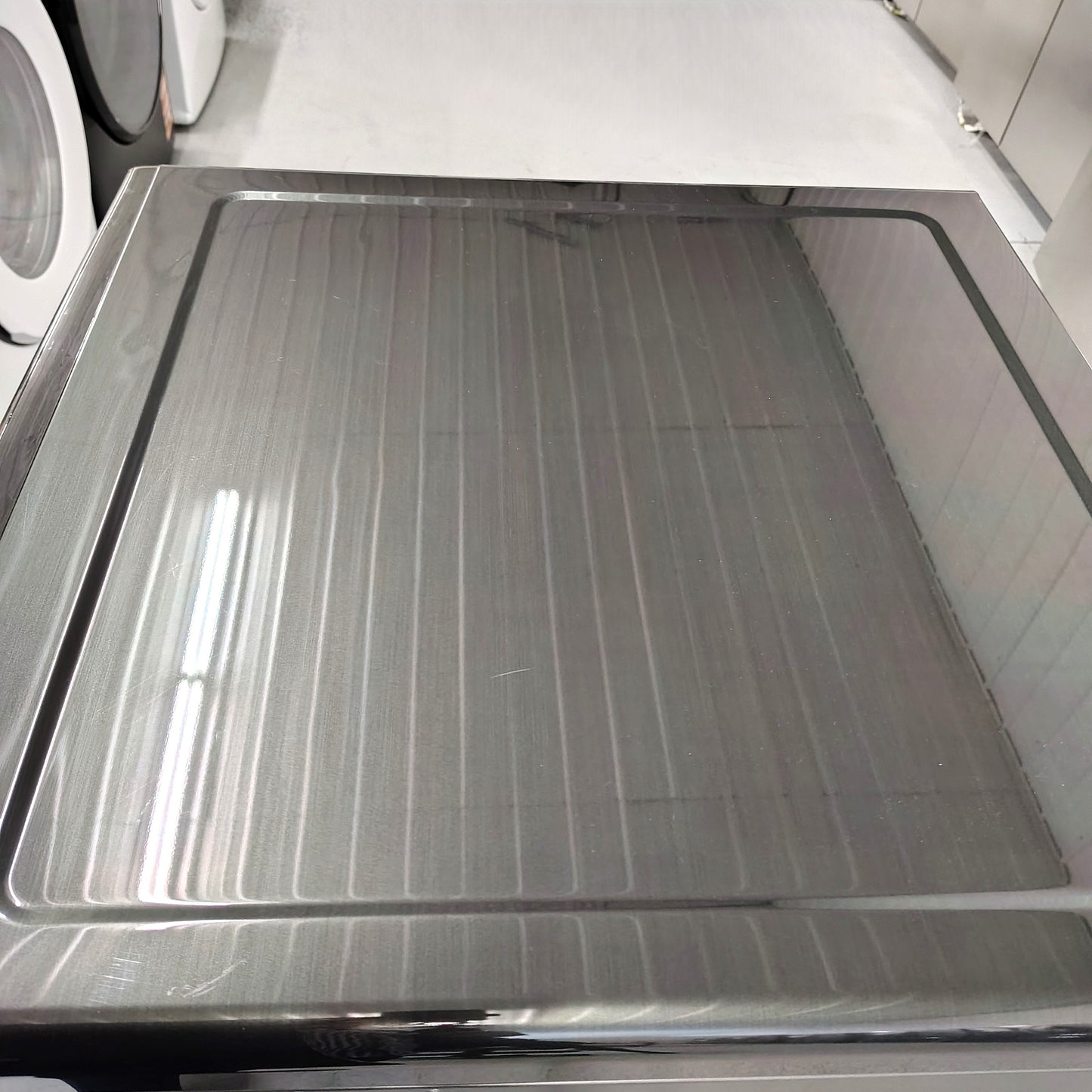 Samsung 7.5 cu. ft. Vented Smart Electric Dryer in Brushed Black with Steam Sanitize+ and Sensor Dry DVE50BG8300V