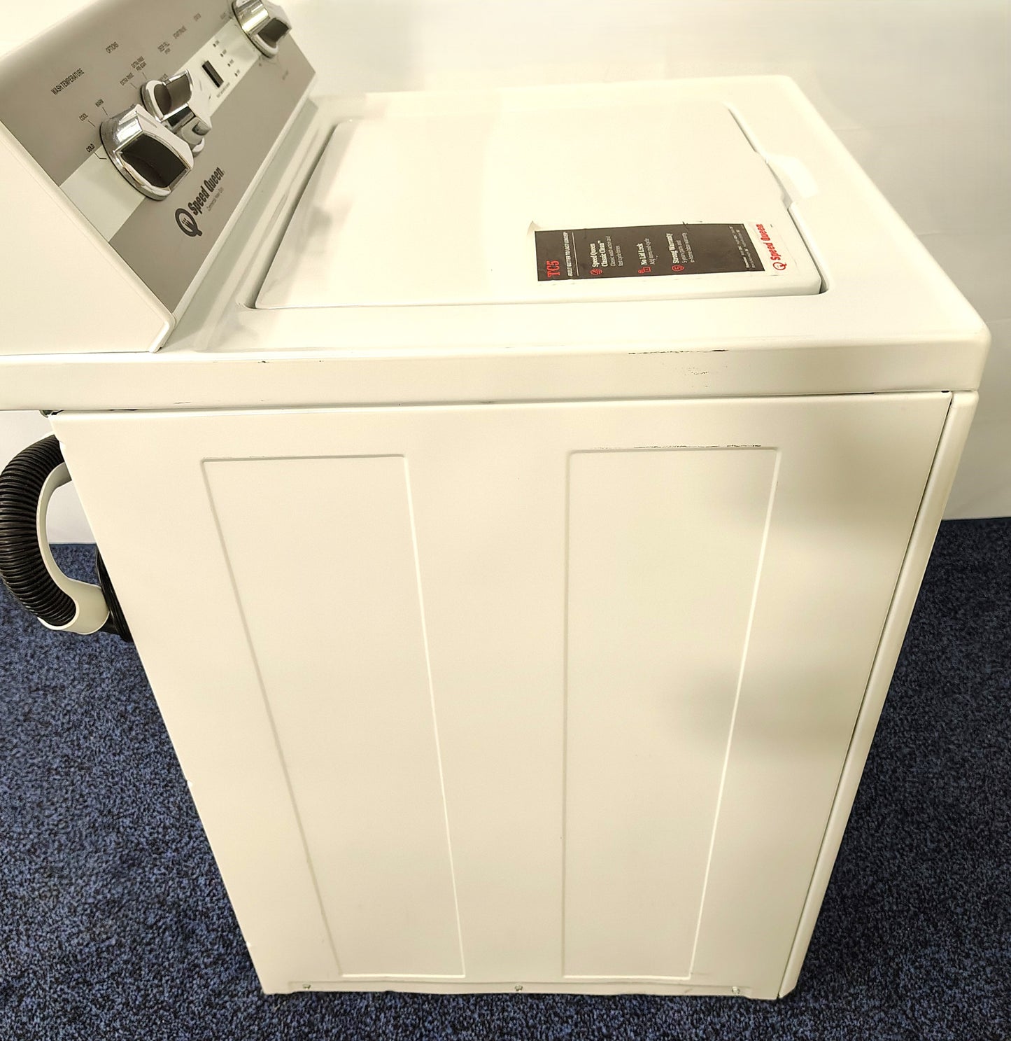 Speed Queen 26 Inch Top-Load Washer with 3.3 cu. ft. Capacity, 4 Pre-Set Cycles, Mechanical Knob Controls, Stainless Steel Washtub and 710-RPM Spin Speed AWN632S9116TW02