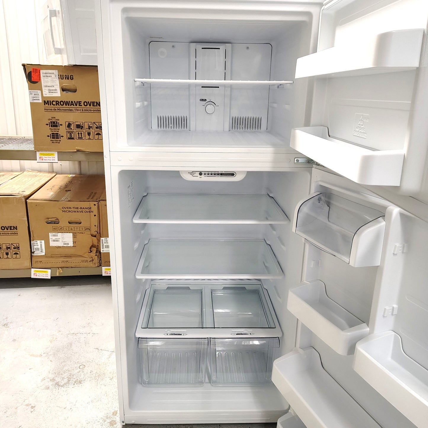 Vissani 18.1 cu. ft. Top Freezer Refrigerator in White, Garage Ready MDTF18WHR5