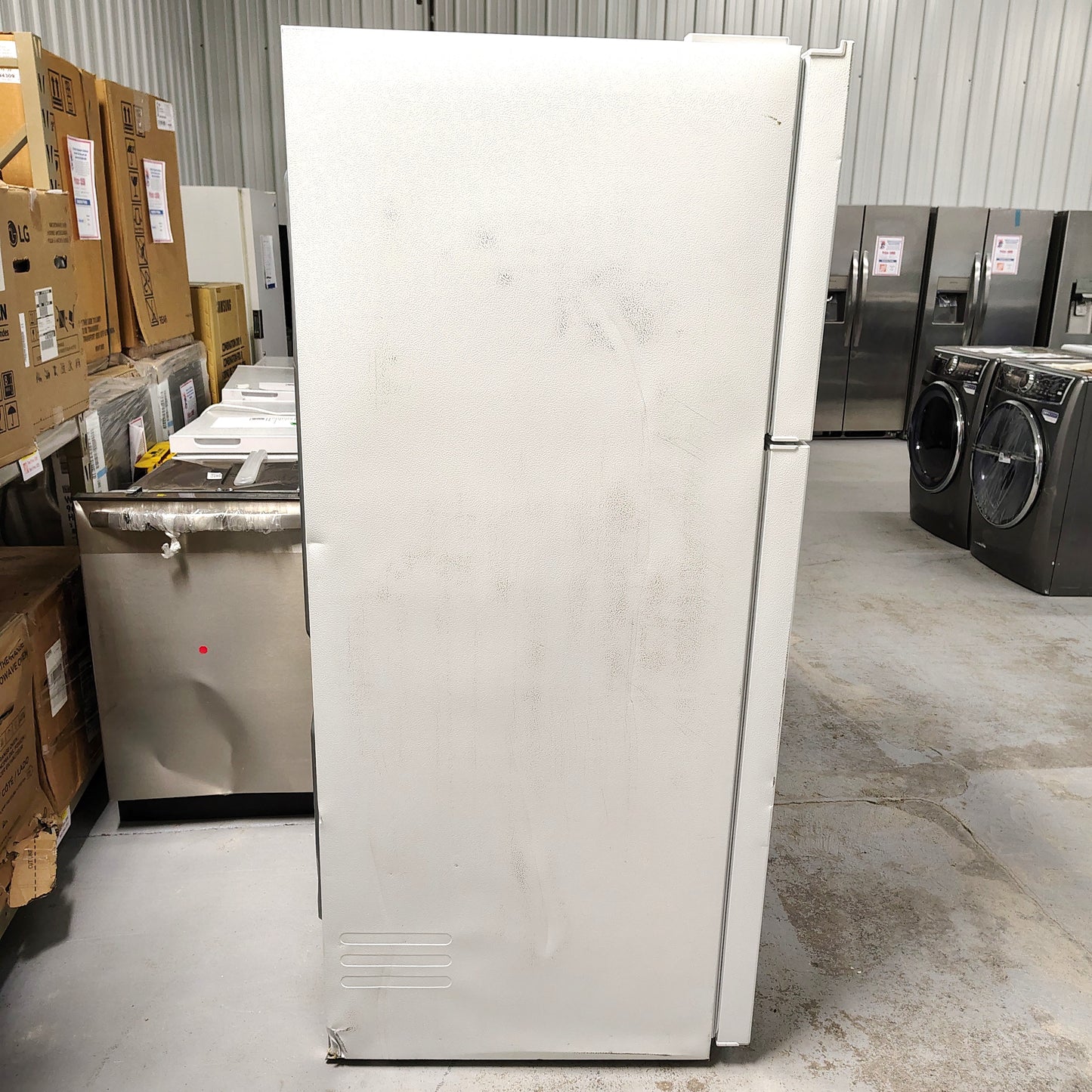 Vissani 18.1 cu. ft. Top Freezer Refrigerator in White, Garage Ready MDTF18WHR5