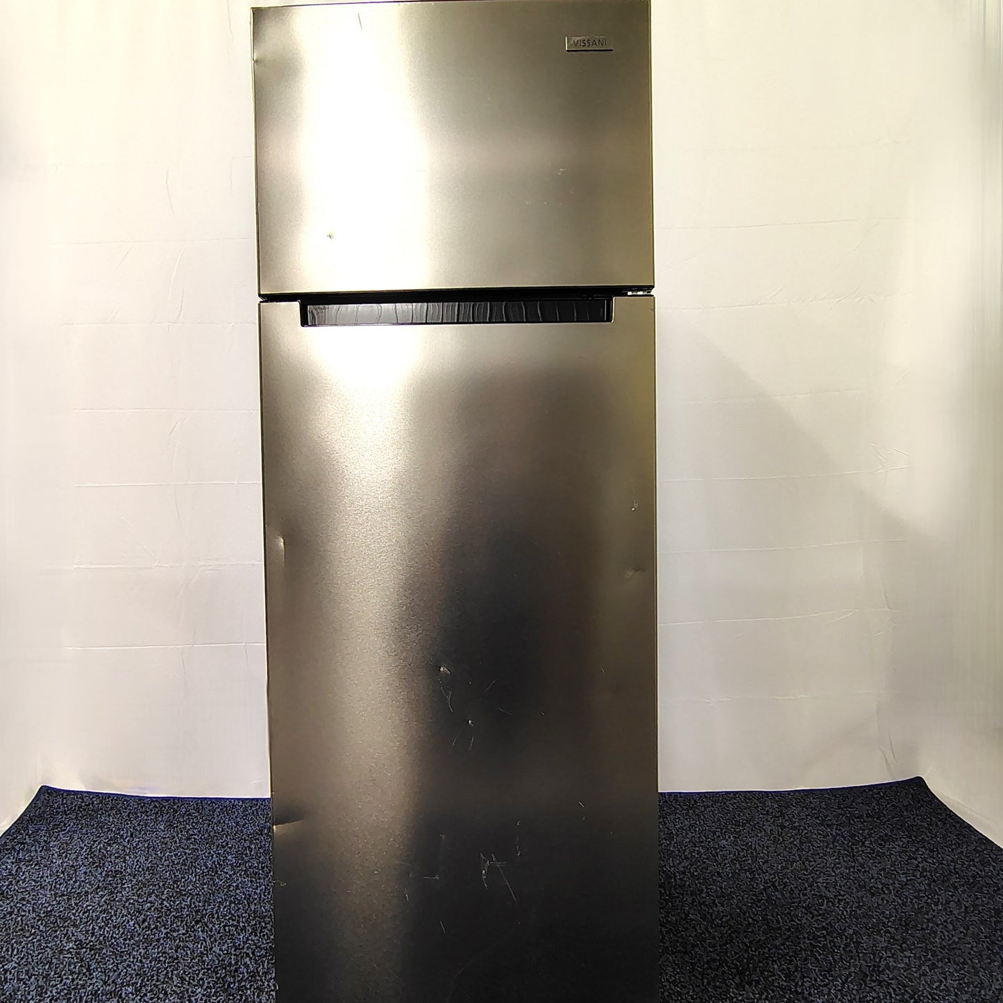 Vissani 7.2 cu. ft. Top Freezer Refrigerator in Stainless Steel Look MDTF7SSES4