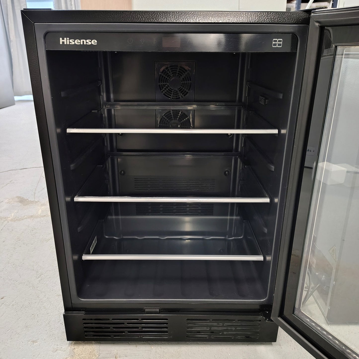 Hisense Built-in/Freestanding Indoor Beverage Refrigerator with Glass Door HBC54D6AS