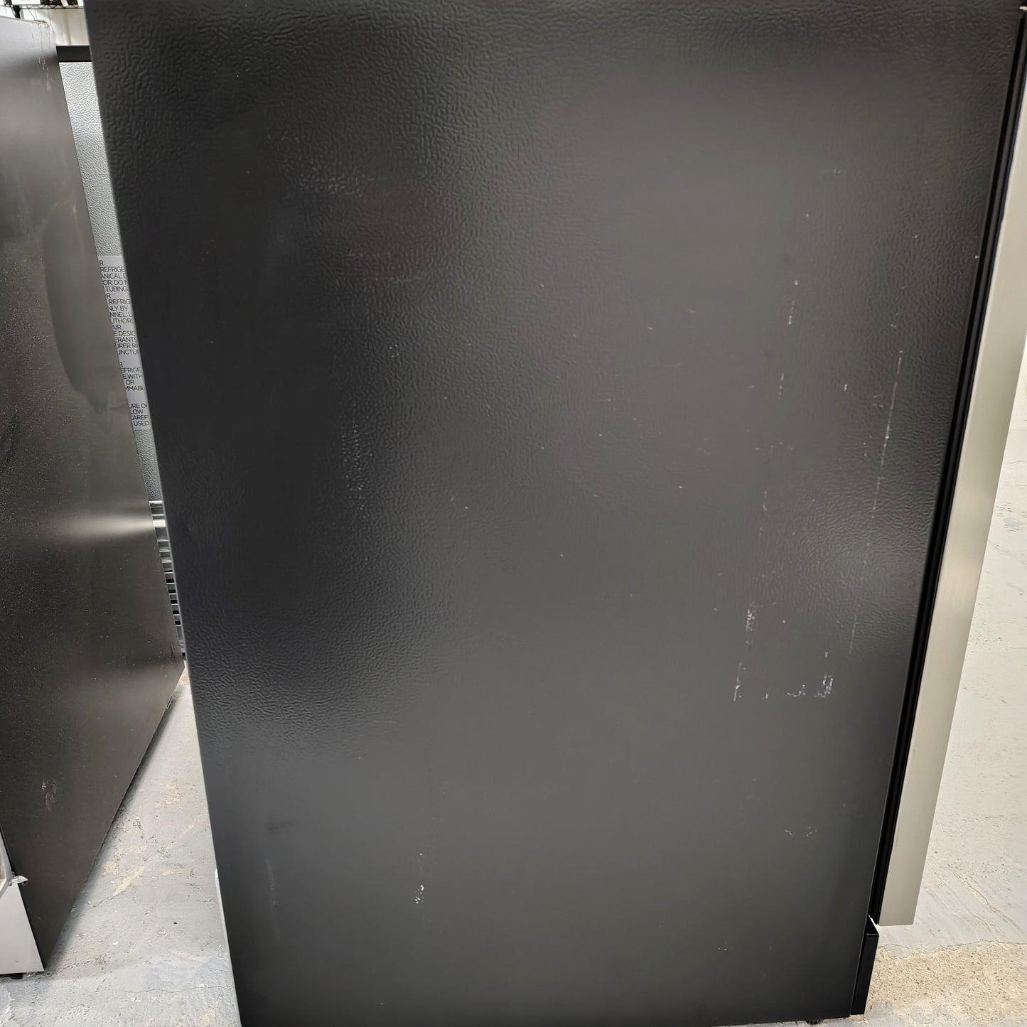 Hisense Built-in/Freestanding Indoor Beverage Refrigerator with Glass Door HBC54D6AS