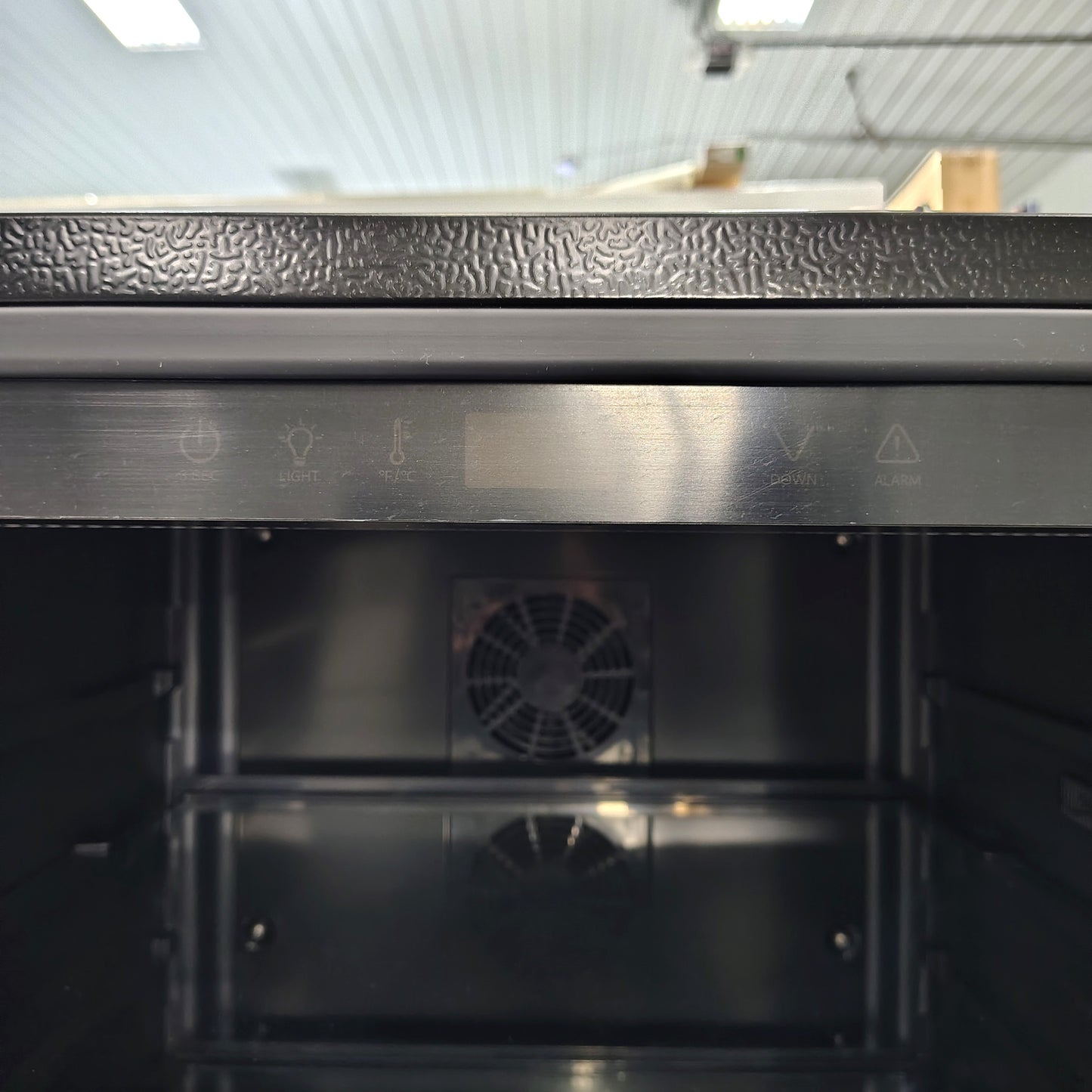 Hisense Built-in/Freestanding Indoor Beverage Refrigerator with Glass Door HBC54D6AS