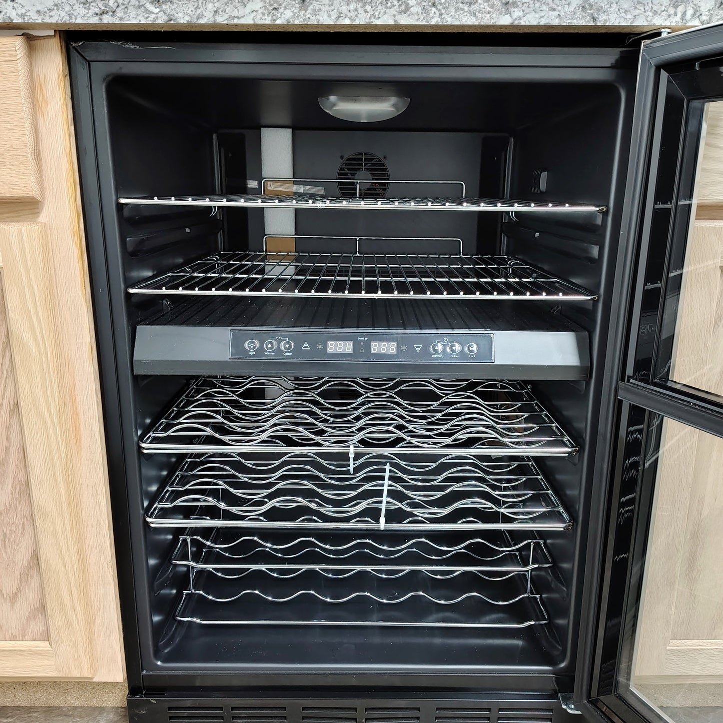 Magic Chef 44 Bottle Dual Zone Wine Cooler in Stainless Steel HMWC44DZ