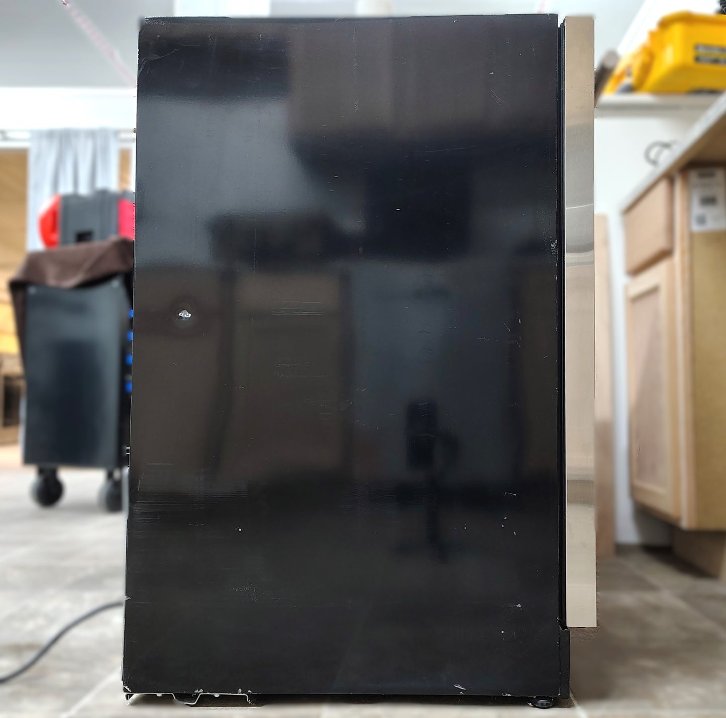 Magic Chef 44 Bottle Dual Zone Wine Cooler in Stainless Steel HMWC44DZ