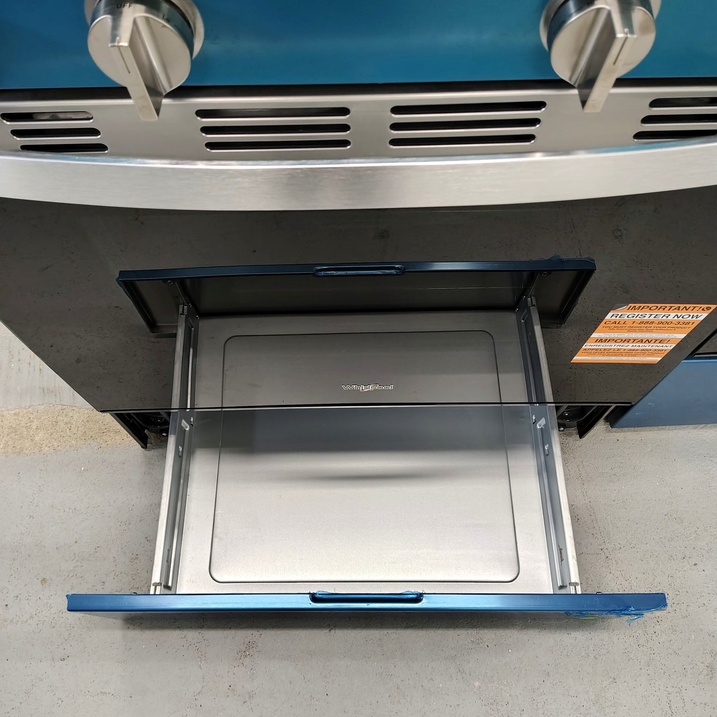 Whirlpool 30 in. 5-Burners Smart Slide-In Electric Range in Fingerprint Resistant Stainless Steel with No Preheat Air Fry WSES7530RZ0