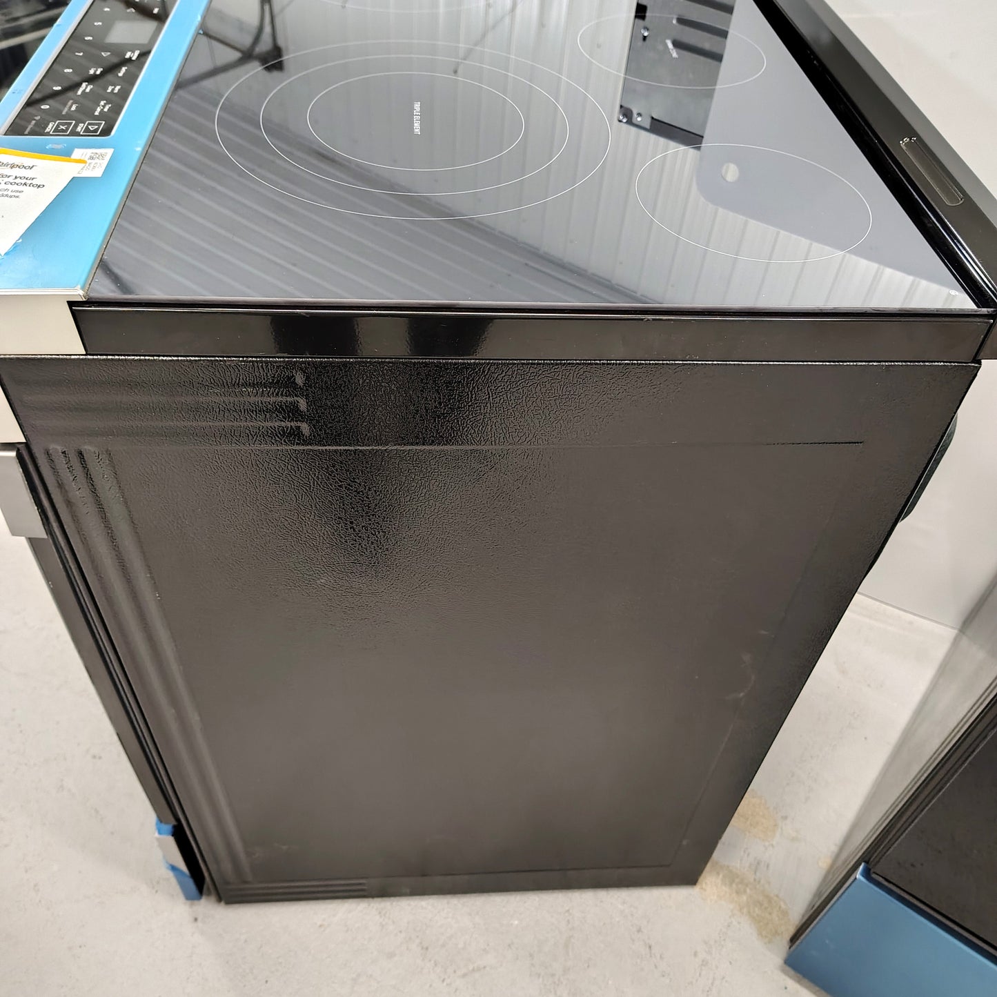 Whirlpool 30 in. 5-Burners Smart Slide-In Electric Range in Fingerprint Resistant Stainless Steel with No Preheat Air Fry WSES7530RZ0