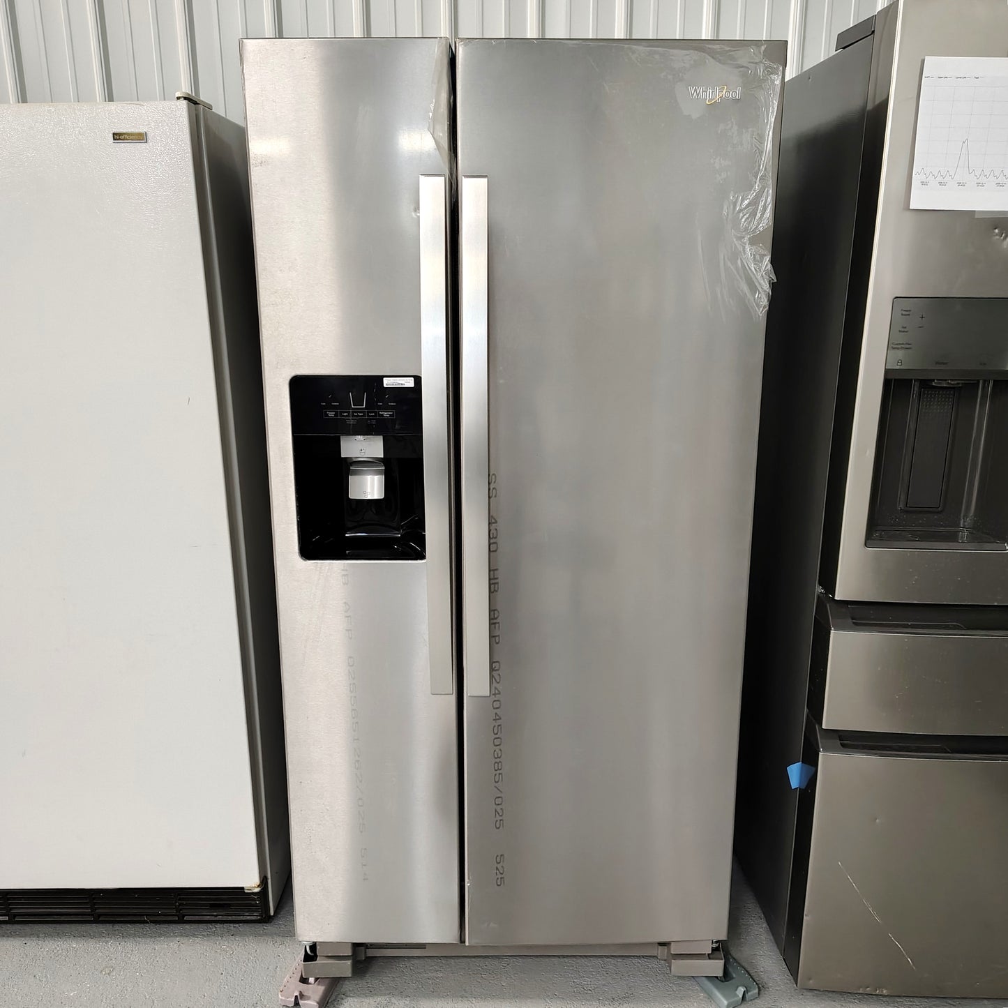 Whirlpool 21.4 cu. ft. Side by Side Refrigerator in Fingerprint Resistant Stainless Finish WRS321SDHZ13