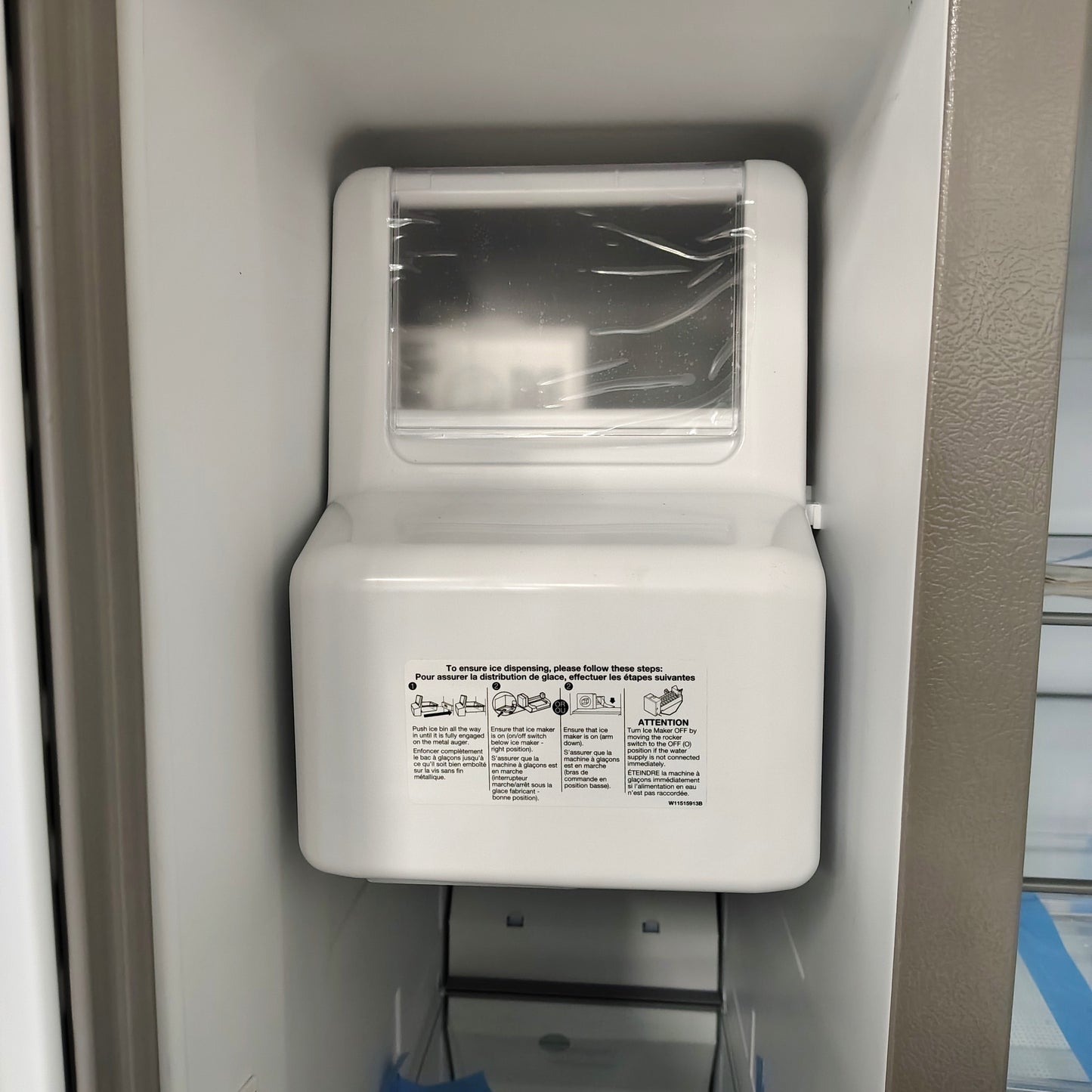 Whirlpool 21.4 cu. ft. Side by Side Refrigerator in Fingerprint Resistant Stainless Finish WRS321SDHZ13